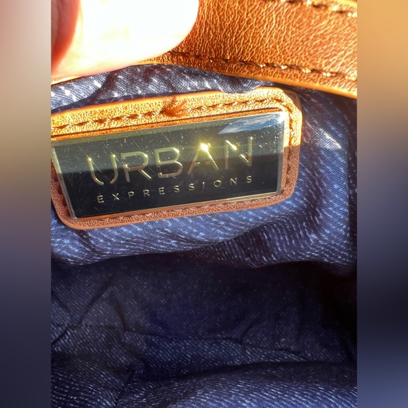 Urban Expressions Tan Vegan Shoulder Bag NWOT - Picture 8 of 9